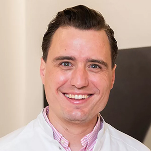 Dr. Sebastian Pretzsch