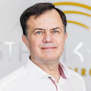 Dr. med. Janos Hankiss